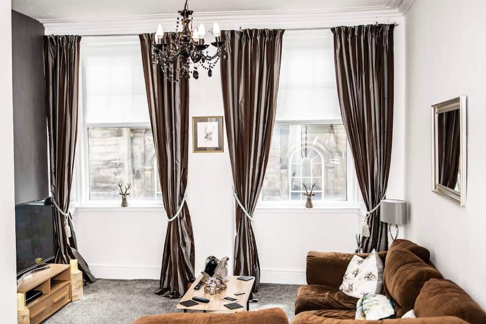 Rose Apartment 2-Bed Apt Sleeps 4 Town Centre Ayr - Ayr - Living room