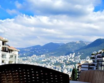 Hayali Suites - Jounieh - Outdoor view