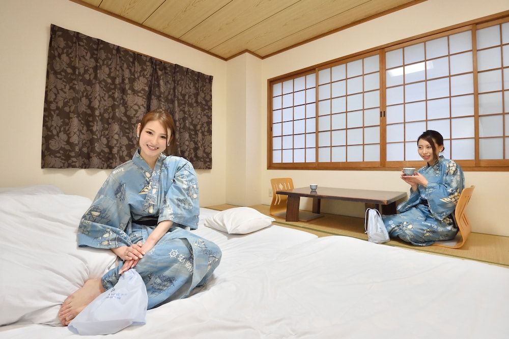 Beppu Ekimae Hotel Hayashi - Beppu