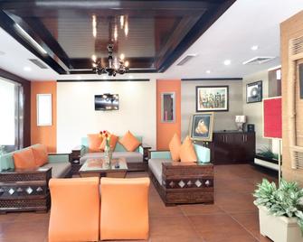 Apex Hotel Baddi - Baddi - Lobby