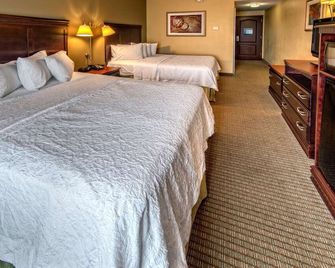 Hampton Inn Rochester-Irondequoit - Ρότσεστερ - Κρεβατοκάμαρα