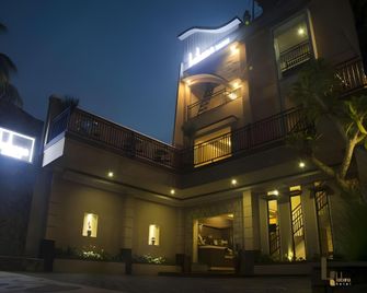 Kabana Hotel - Mataram - Edificio