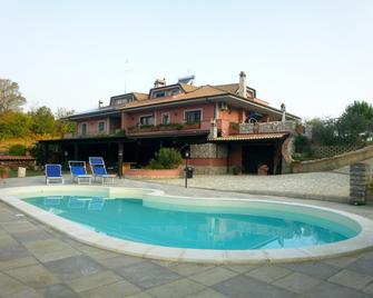 Alla Quercia - Monterotondo - Piscina
