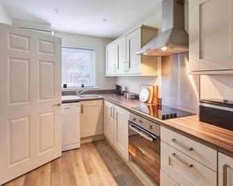 Host & Stay - Town House - Seaham - Kitchen