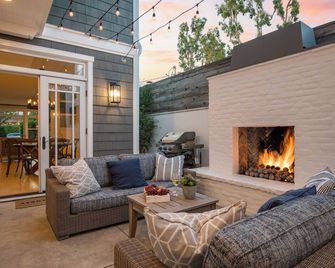 エメラルド コーブ バイ アバントステイ ミンズ トゥ ビーチ & ピア - ニューポート・ビーチ