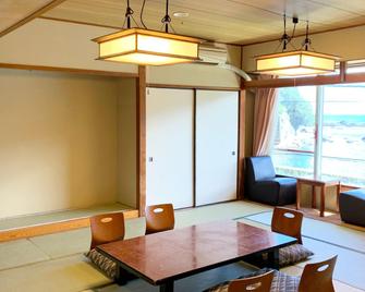 Shioda Kaihin Hotel - Shimoda - Jadalnia