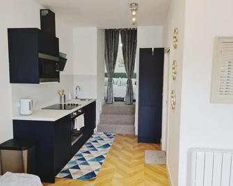Penlea ~ 1 bedroom Flat with Harbour view - Tarbert - Cuisine