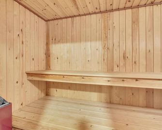 Gorgeous home in Millinge with sauna - Millinge - Spa