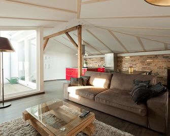 Ringelnatz Warnemünde - רוסטוק - סלון