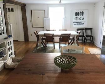 Historic Country Retreat in Litchfield County - Woodbury - Dining room