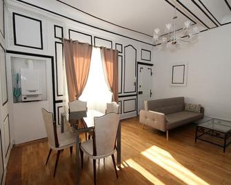 Appartement Le roi - Vesoul - Eetruimte