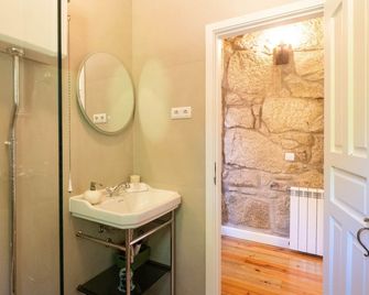 Castelo Gerês - Exquisite Eco-Cottage - jacuzzi - Lindoso