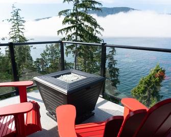 Ocean Pearl (Oceanfront - Amazing Views ) H627189082 - Port Renfrew - Balkón