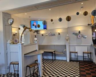 Midlands Hotel - Mansfield