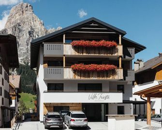 Residence Villa Trieste - 科瓦拉因巴迪亞 - 建築