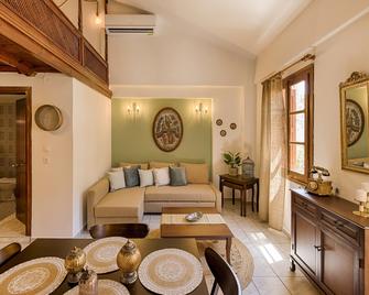 The Old Symi - Ano Symi - Living room