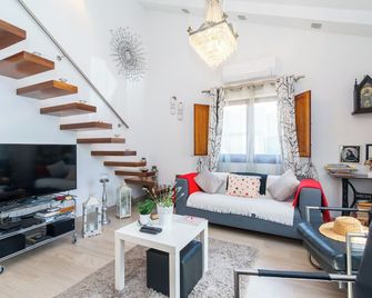 Townhouse In The Centre Of Tavira - Tavira - Living room