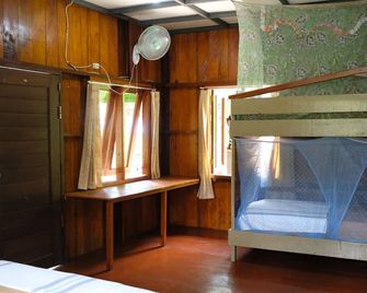 Maratua Guesthouse - Pulau Maratua - Habitación