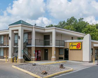 Super 8 by Wyndham Duncan - Duncan - Building