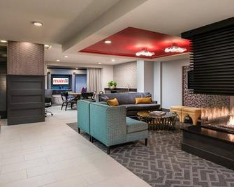 Amazing Bellevue 1BR w/ Gym, Lounge & Rooftop, nr Coffee, by Blueground - Bellevue - Lobby