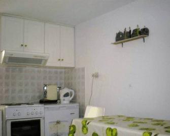Manolis' House - Scíathos - Cocina