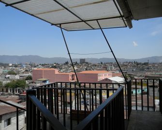 Casa Xelaju - Quetzaltenango - Balcony