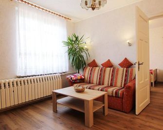 Ferienwohnung Iris - Kühlungsborn - Huiskamer