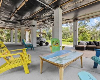 Steinhatchee Cottage - Steinhatchee Fl - Steinhatchee - Patio