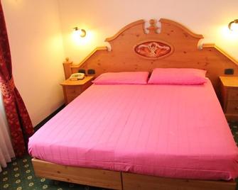 Hotel Lory - Pinzolo - Habitación