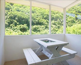 Gapyeong Paradiso Pension - Gapyeong - Balcony