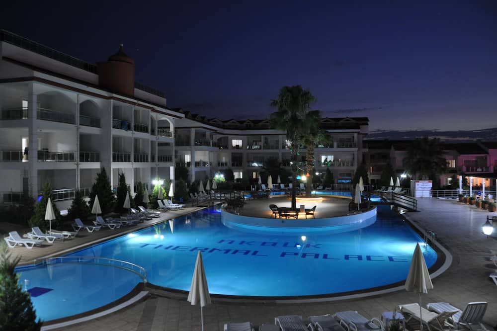 Akbük Palace Hotel & Residence - Дідім - Басейн