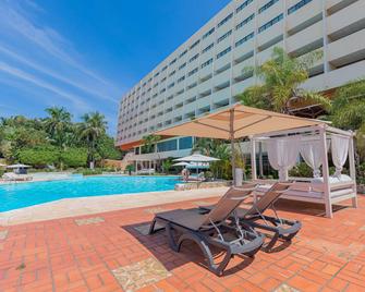 多米尼加慶典賭場酒店 - 聖多明哥 - 聖多明各 - 游泳池