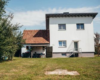 Ferienhaus Wieselburg - Wieselburg - Building