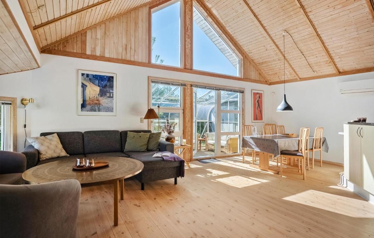 Lovely Home In Børkop With Wifi – Vejle