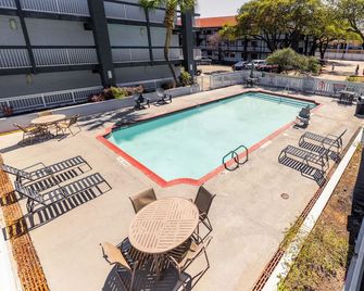 Home Suites Culebra - San Antonio