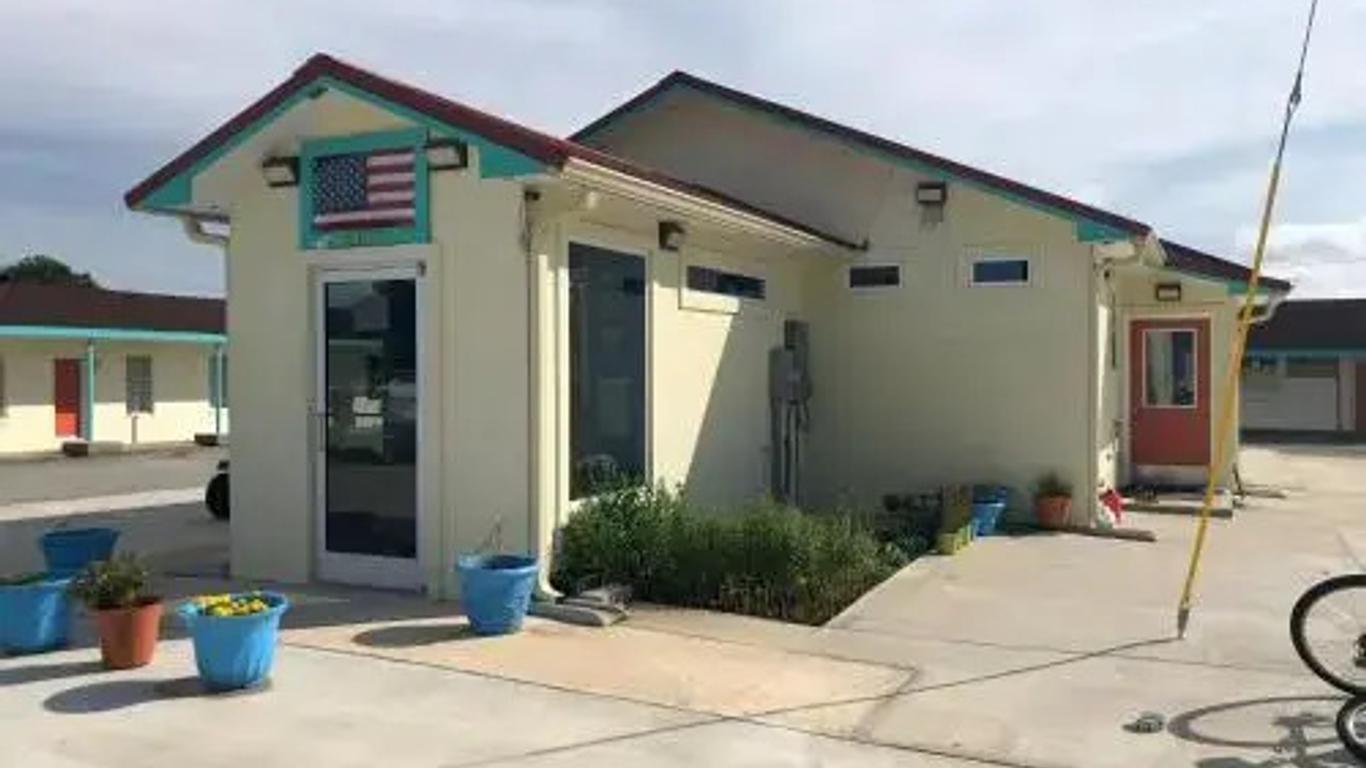 Budget Inn