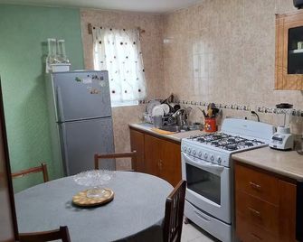 Comfortable and centrally located apartment with private office. - Naucalpan de Juárez - Cocina