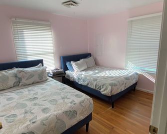 Dive into your Seaside Escape in Norfolk! - Norfolk