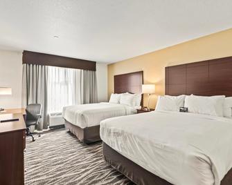 Cobblestone Hotel & Suites - Foley - Фолі - Спальня