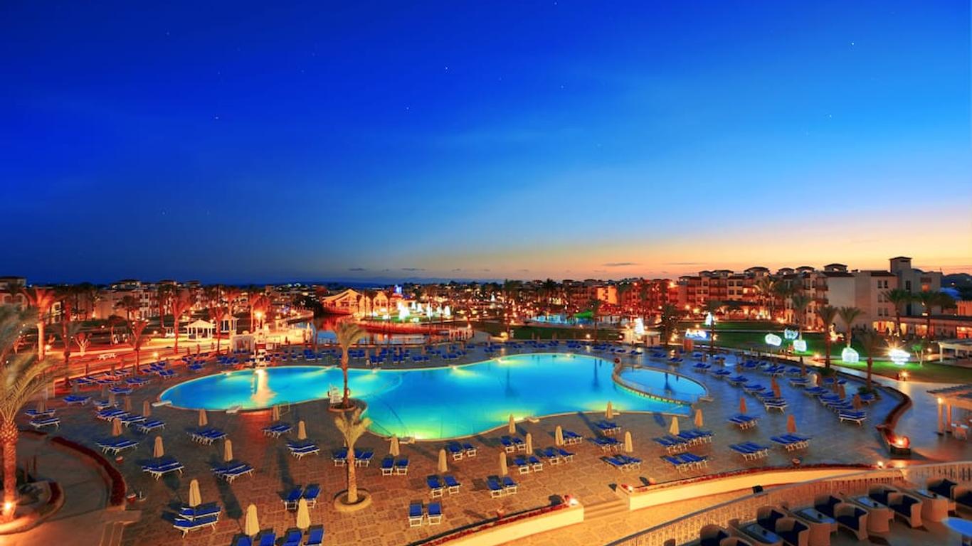 Pickalbatros Dana Beach Resort - Aqua Park