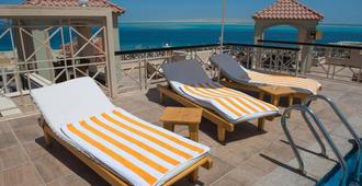 Hurghada Hostel For Adult Only - Hurghada - Balkon