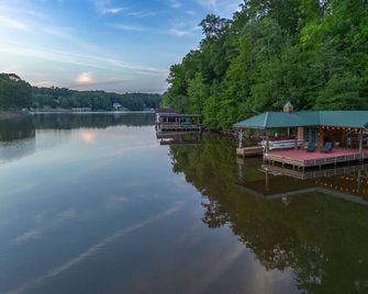 Hyco Lake Hideout - Lakefront Escape, Dock, Fire Pit, Family friendly! - Roxboro - Venkovní prostory
