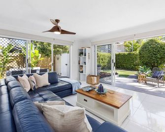 Noosa Outrigger Beach Resort - נוסה הדס - סלון