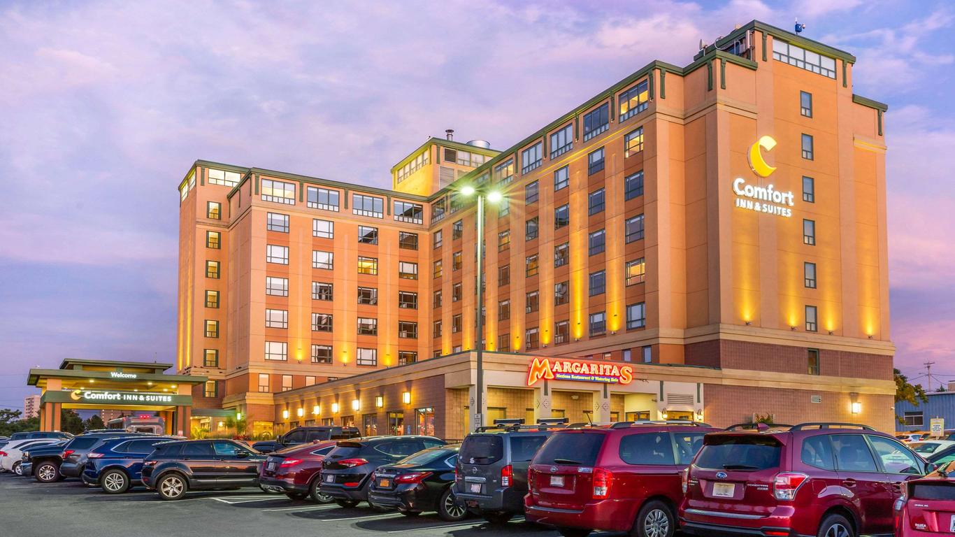 Comfort Inn & Suites Logan International Airport