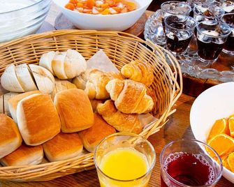 Apa Hotel Kochi - Kochi - Comida