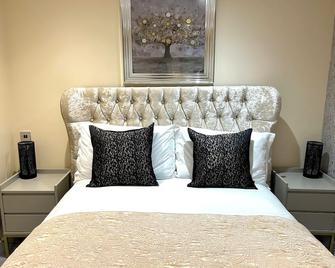 Oasis Boutique New Luxury Apartment ,Central Location - Bowness-on-Windermere - Sypialnia