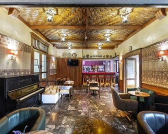 Forest Park Hotel - Platres - Lounge