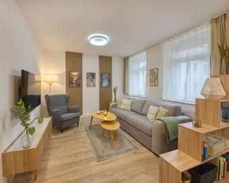 Des Türmers Tochter Apartment - Delitzsch - Wohnzimmer