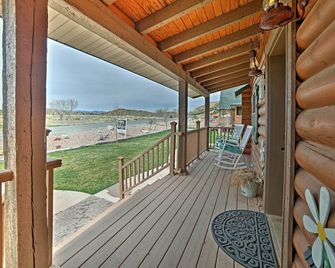 Rustic Cabin Near Palisade State Park Wi - Manti - Balcón