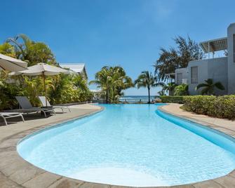 Voile Bleue Boutique Hotel - Pointe aux Piments - Pool